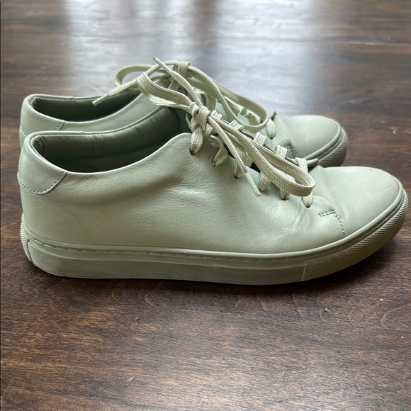 Frank & Oak Pistachio Green Minimalist Sneakers - Picture 3 of 8
